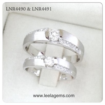 Couple Rings in 18K White Gold