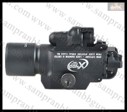ไฟฉาย+เลเซอร์ติดปืน SUREFIRE X400 สีดำ
