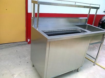 ซิงค์ล้างจาน 1 หลุมพร้อมช่องเก็บน้ำแข็ง และชั้นวางของด้านบน