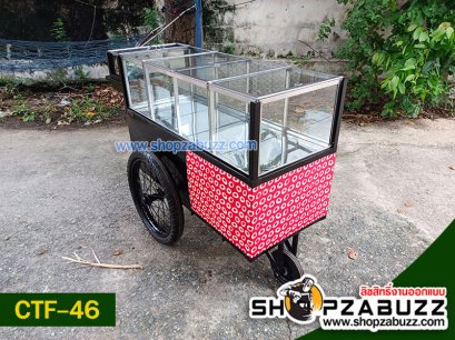 รถเข็นขายผลไม้ และ เครื่องดื่มใส่ขวด