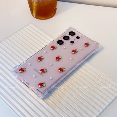 /เคสน่ารัก/  สตรอว์เบอร์รีพื้นใส (เพิ่มสายคล้องมือได้)