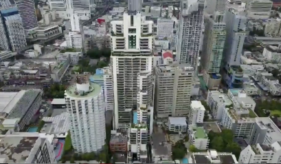 Office for rent Sukhumvit Suite Building : 68.88 Sqm.
