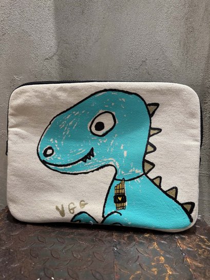 Dino Ruay Gigantic Mint Green