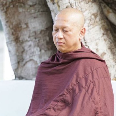 ขยับตัวเมื่อนั่งปฏิบัติ