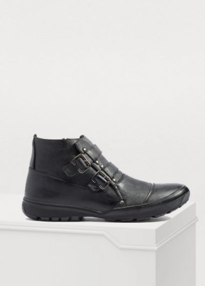 LEATHER ANKLE SIDE ZIPPED BOOTS