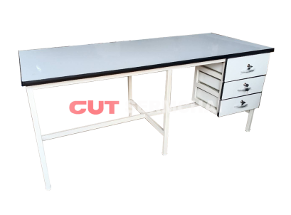 โต๊ะวางงาน