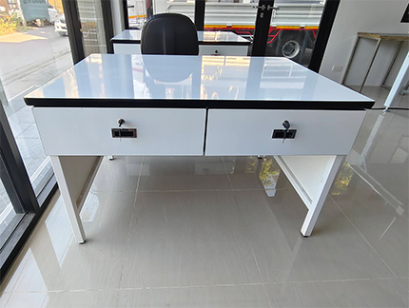 โต๊ะทำงาน เสริมโครงสร้างเหล็กพร้อมลิ้นชักคู่ Model  : STC-800