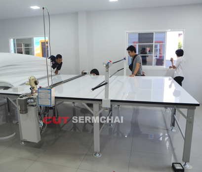 เครื่องตัดหัวผ้าใบมีดเหลี่ยม รุ่น DYDB-2A ระบบอัตโนมัติ