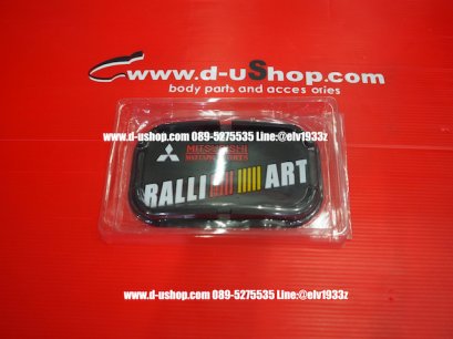 แผ่นรองกันลื่นหน้าคอนโซลรถ ลายโลโก้ Ralliart  รุ่นเล็ก