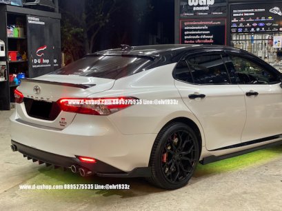 ไฟ LED ใต้ท้องรถ ปรับได้ 7 สี แบบมีรีโมท Toyota Camry New 2019