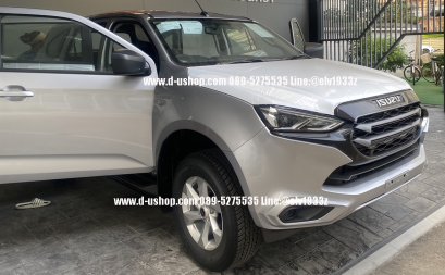 Wrap half gloss black sticker for Isuzu MUX 2023, borne silver, red label