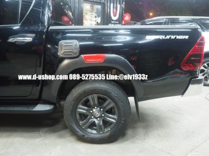 คิ้วล้อดำด้านแบบเรียบพร้อมทับทิมหลอกตรงรุ่น Toyota REVO NEW 2020
