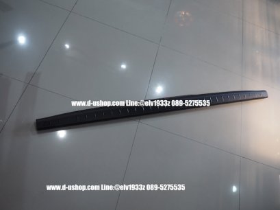 กันรอยท้ายกระบะตรงรุ่น  Isuzu D-Max All New  โลโก้ X-Series