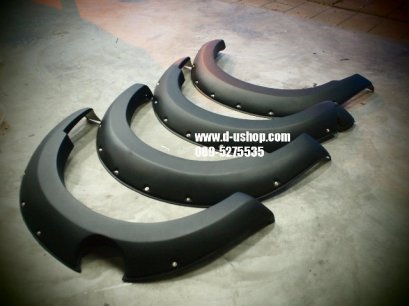 คิ้วล้อแต่งดำด้านรุ่นมีหมุด ตรงรุ่น Ford Ranger All New 2013