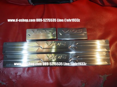  กาบบันไดกันรอยสแตนเลสแบบปั๊มนูน Toyota Vios All New 2013-17