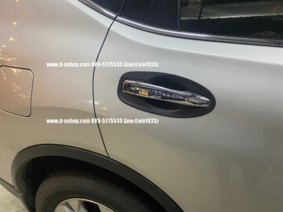 Hand socket to open the black door. Full straight model Nissan X-Trail New 2014-16