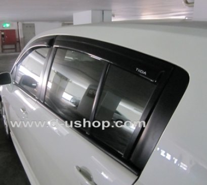 กันสาด Nissan Tiida 06 (4ประตู สีดำ)