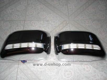 ครอบกระจกมองข้างโครเมียม มีไฟ Nissan Navara