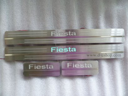 กาบบันไดมีไฟ Ford Fiesta