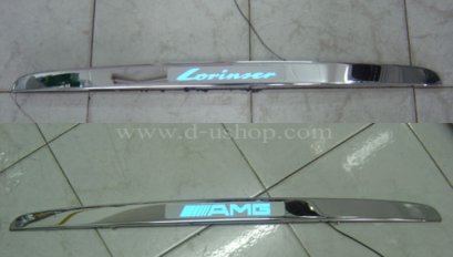 คิ้วฝาท้ายแบบมีไฟ LOGO AMG แสงฟ้า W220