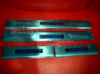 กาบบันไดมีไฟ Chevrolet Cruze แบบเรียบ