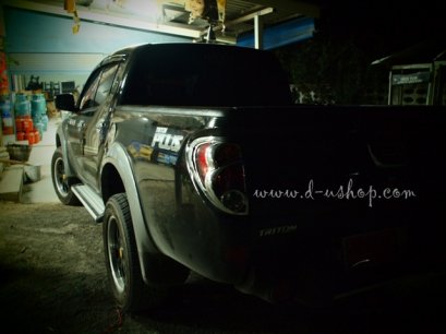 ครอบไฟท้ายโครเมียม Mitsubishi TRITON 09-11