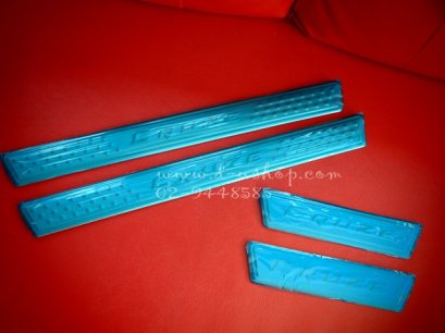 กาบบันไดสแตนเลส Chevrolet Cruze ตัวนูน