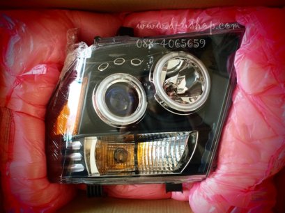 ไฟหน้าโปรเจคเตอร์โคมดำ Nissan Navara ยี่ห้อ Sonar