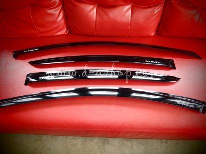 กันสาด Chevrolet Cruze สีดำ