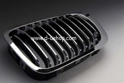 กระจังหน้า โครเมียม/ดำ  BMW E46 (2002)