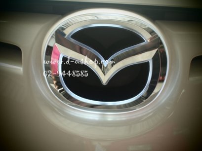 โลโก้ฝากระโปรงหน้าแบบมีไฟสำหรับ Mazda 2 ปี 2010