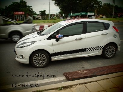 สติกเกอร์แต่งลายรถ Ford Fiesta ลายธงชาติอเมริกา