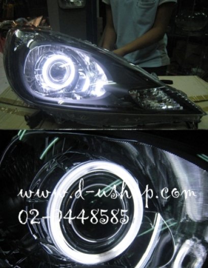 โคมไฟหน้าโปรเจคเตอร์พร้อมวงแหวน Smoke Jazz 2011