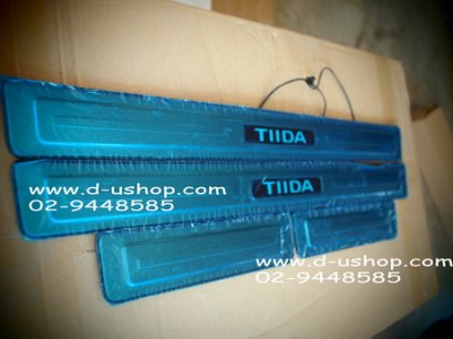 กาบบันไดมีไฟแสงสีฟ้า Nissan TIDA VII