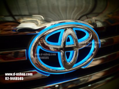 โลโก้มีไฟหน้า Toyota Fortuner New 2011