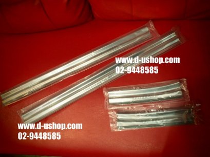 ชายบันได Mitsubishi Triton