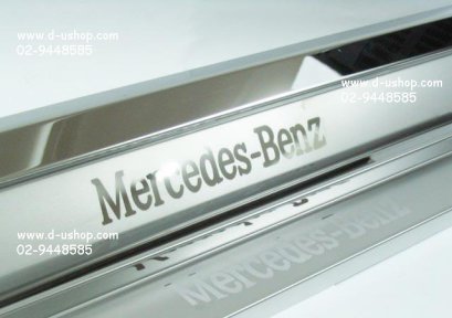 กาบบันไดสแตนเลสกันรอยตรงรุ่น Benz W204 โลโก้ Mercesdes Benz