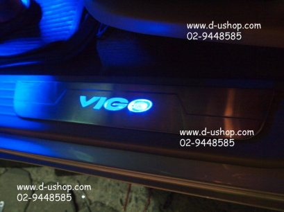 กาบบันไดมีไฟแสงสีฟ้า Toyota VIGO Champ 2011-2012
