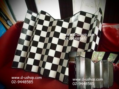 ม่านบังแดด ลายหมากรุกขาวดำสำหรับรถทุกรุ่น