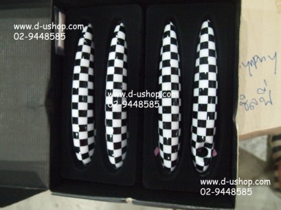 ครอบมือจับประตูลายธงหมากรุกขาวดำ Mini Country Man