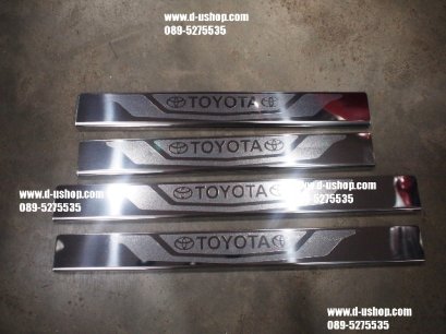 กาบบันไดสแตนเลสตรงรุ่น Toyota Innova