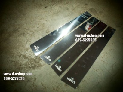 เสากลางสแตนเลสตรงรุ่น 4 ชิ้น Toyota Yaris All New 2013