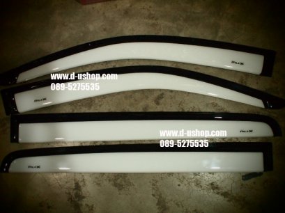 กันสาดสีขาวตามตัวรถตรงรุ่น Isuzu MU-X