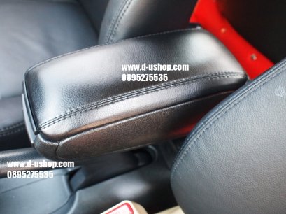 ท้าวแขนหนังดำแท้ Honda Brio Amaze