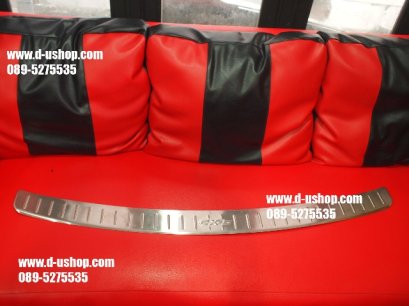 กันรอยท้ายสแตนเลสตรงรุ่น Mazda CX-5 ตัวนอก