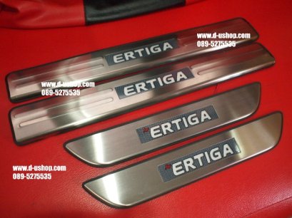 กาบบันไดมีไฟตรงรุ่ง Suzuki Ertiga