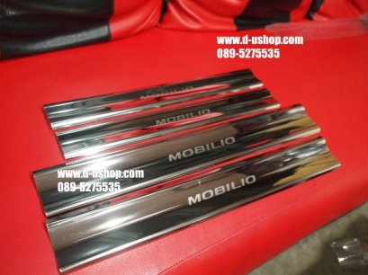 กาบบันไดสแตนเลสกันรอยตรงรุ่น Honda Mobilio 2014