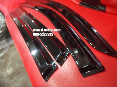 กันสาดสีดำตรงรุ่น Suzuki ERTIGA 2014