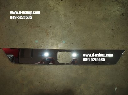 คิ้วฝาท้ายโครเมียม Honda HR-V 2014