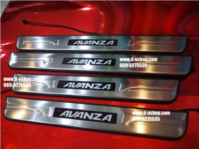 กาบบันไดมีไฟตรงรุ่ง Toyota AVANZA
